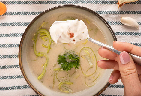 Proteinová polévka KetoDiet – česneková krémová (7 porcí)