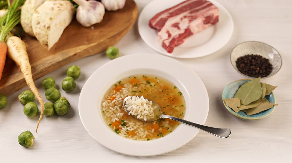 Proteinová polévka KetoDiet – hovězí s rýží (7 porcí)