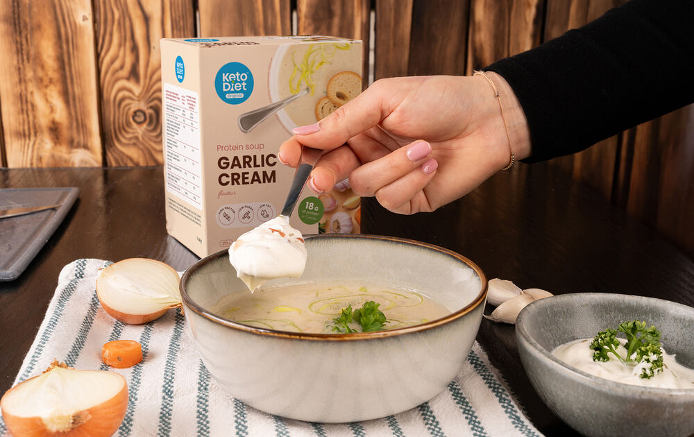 Proteinová polévka KetoDiet – česneková krémová (7 porcí)