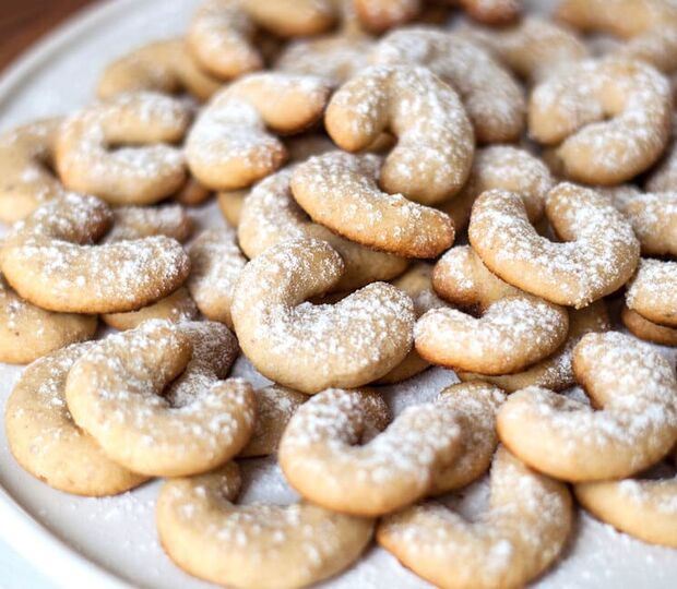 Recept na dietní vánoční cukroví – vanilkové rohlíčky.
