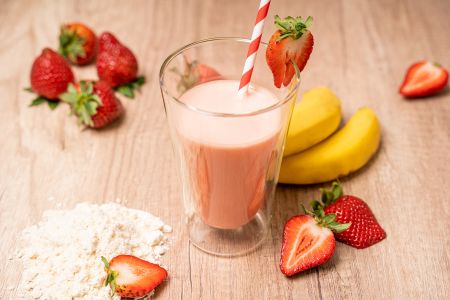 Proteínový nápoj – príchuť jahoda a banán (7 porcií)
