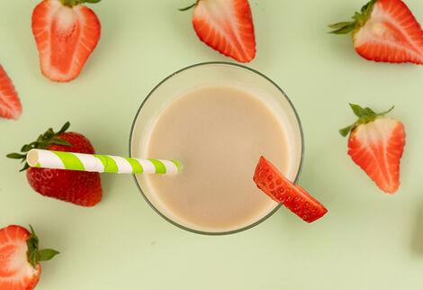 Proteínový nápoj KetoDiet – príchuť matcha latté & jahoda (35 porcií)