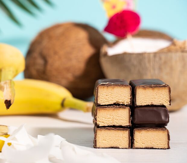 Proteinová tyčinka KetoDiet – kokos & banán 