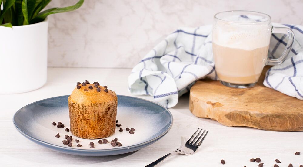Proteinový muffin s kousky čokolády