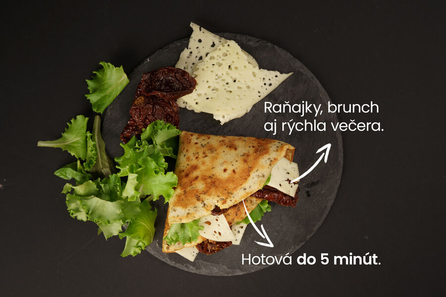 Proteínová omeleta – so sušenými paradajkami a syrovou príchuťou