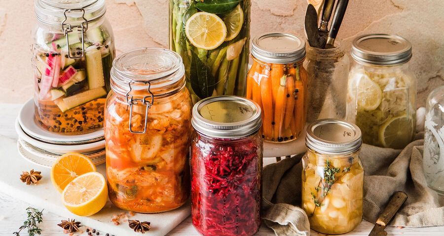 Pickles, fermentovaná zelenina dodá vašim črevám probiotiká.