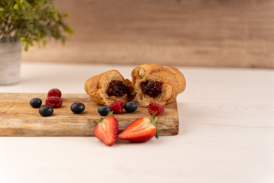 Proteínový croissant – náplň lesné plody