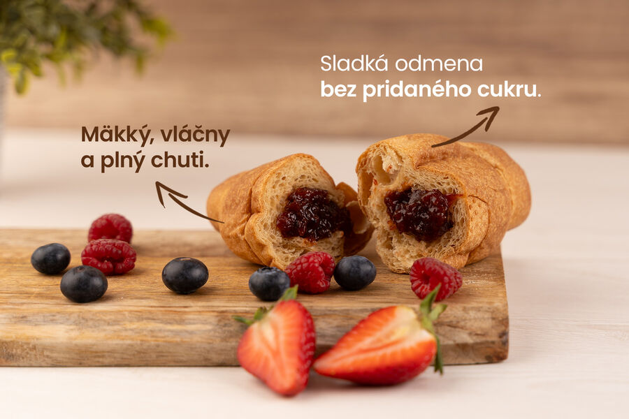 Proteínový croissant – náplň lesné plody