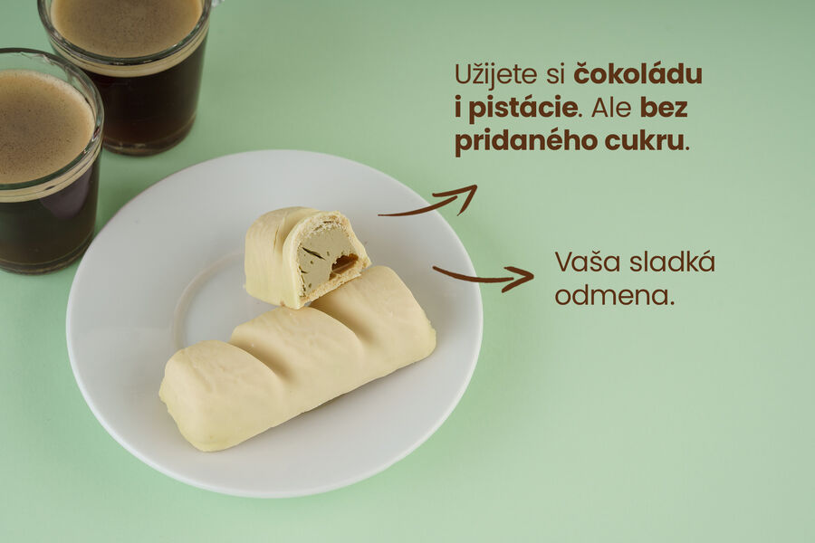Keto Bueno Pistachio White – chrumkavé oblátky