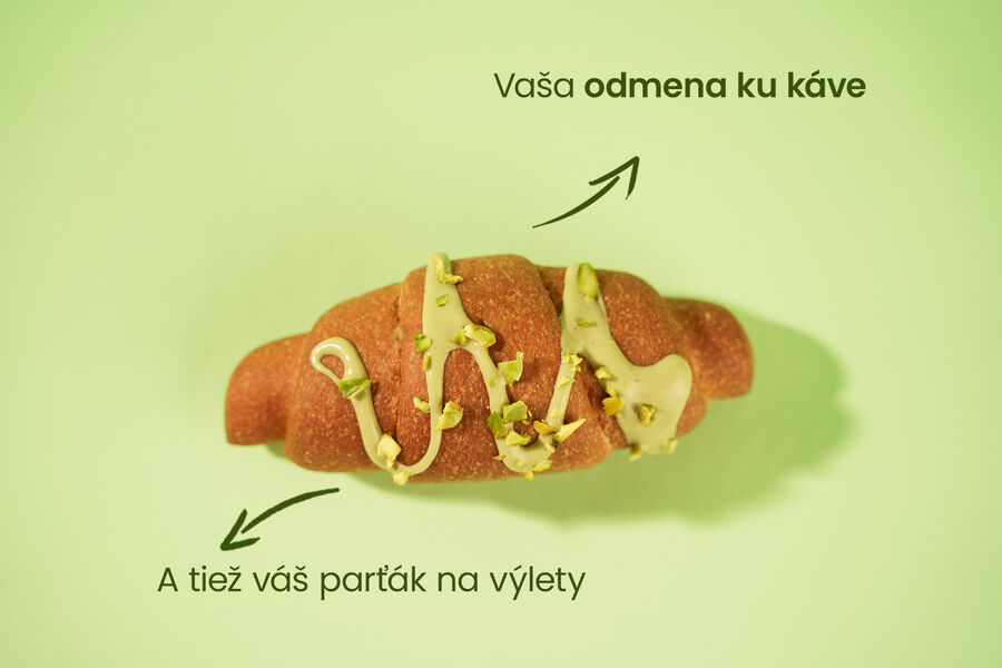 Proteínový croissant s pistáciovou náplňou