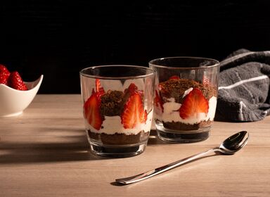 Dezert do skleničky – krtkův keto dort