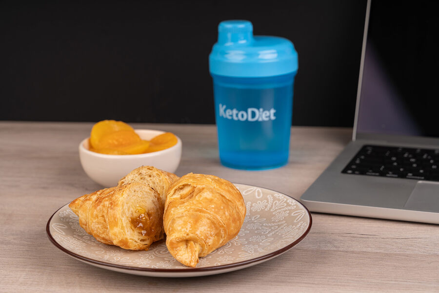 Proteínový croissant – náplň marhuľa