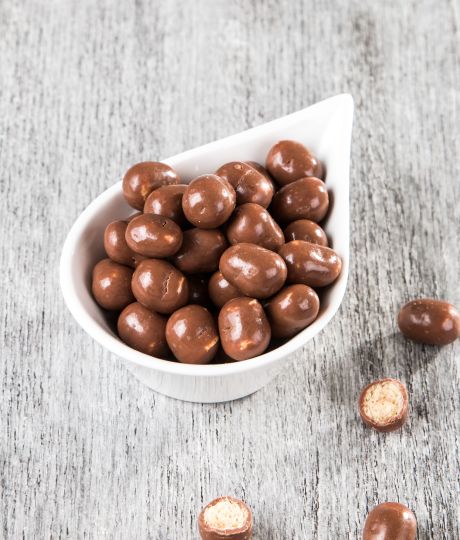 Low carb dezert – CRISPY kuličky v mléčné čokoládě