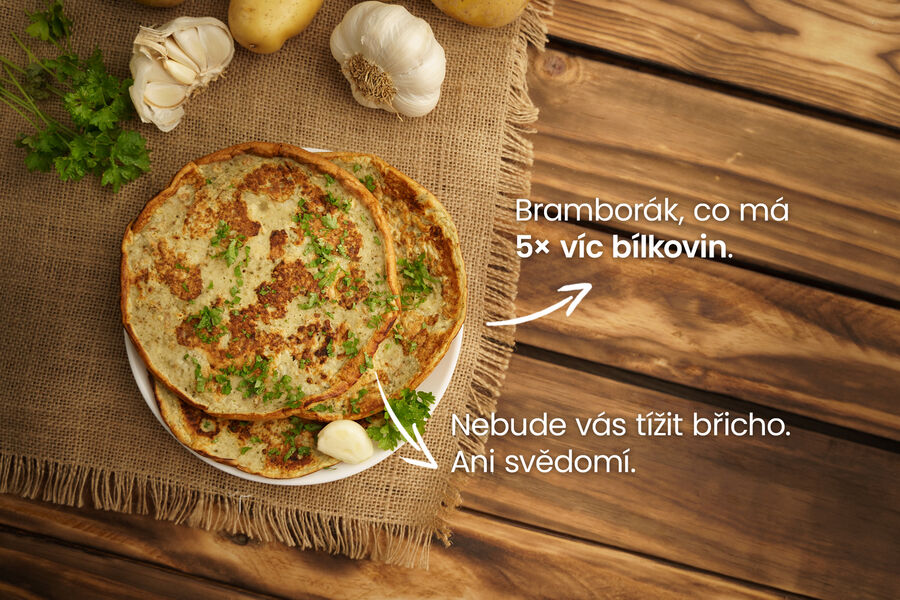Proteinová omeleta – „bramborák“ s česnekem a majoránkou
