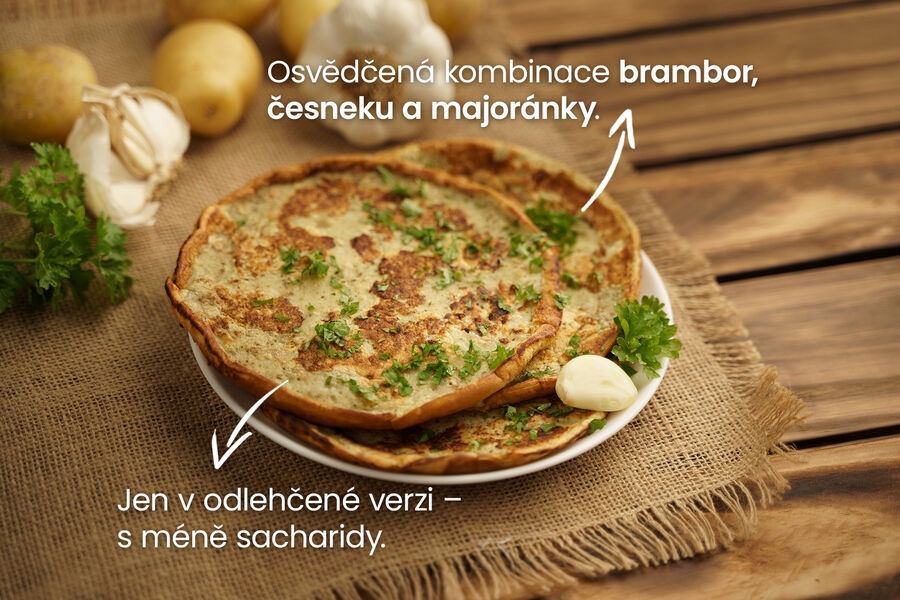 Proteinová omeleta – „bramborák“ s česnekem a majoránkou