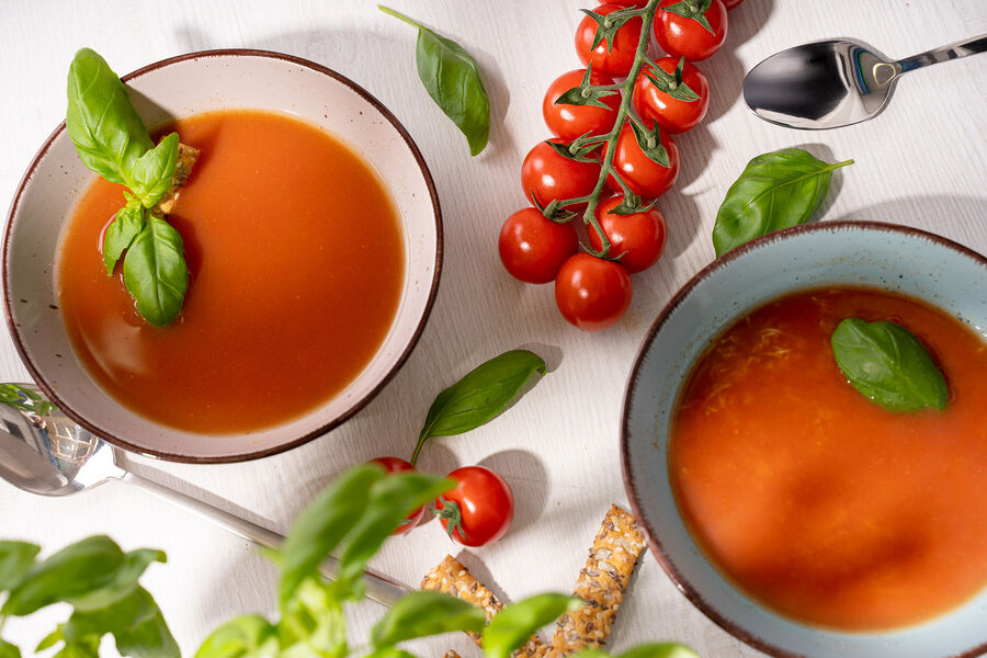 Proteinová polévka – rajčatová s nudlemi