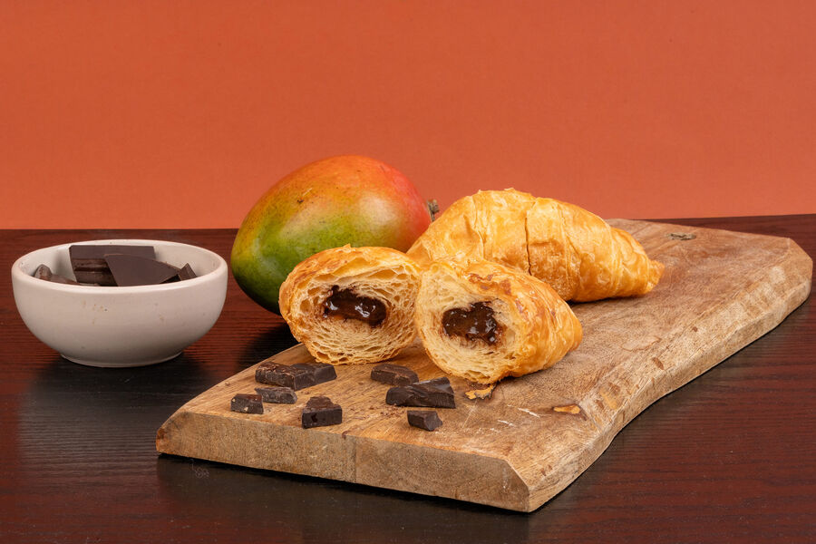Proteínový croissant – náplň čokoláda & mango