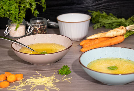 Proteinová polévka KetoDiet – kuřecí s nudlemi (7 porcí)