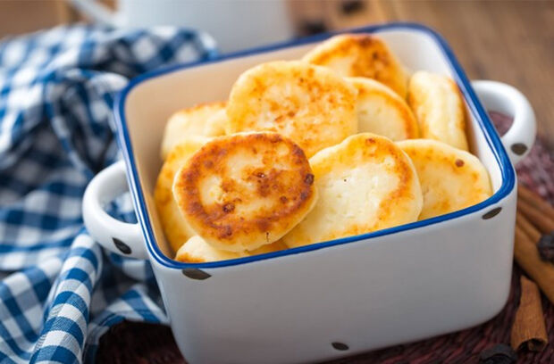 Recept na syrové keto placky