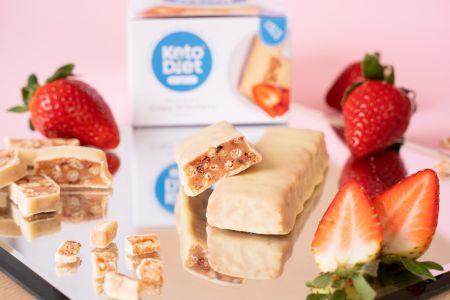 Proteinové tyčinky – CRISPY příchuť jahoda (7 porcí)